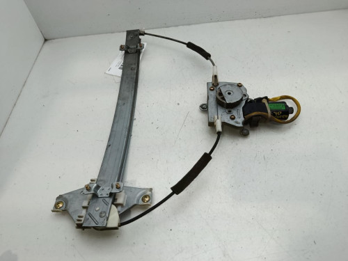 ELEVALUNAS TRASERO DERECHO Chevrolet EVANDA 