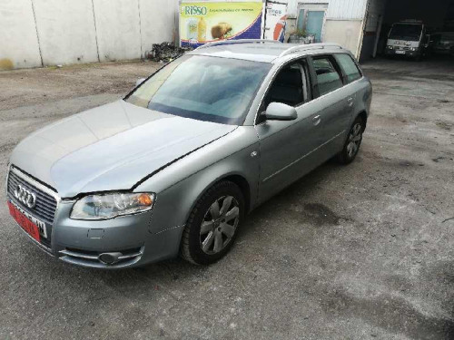 AUDI A4 AVANT (8E) — vehículo donante para recambios 