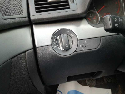 MANDO LUCES, Audi, A4 BERLINA (8E)