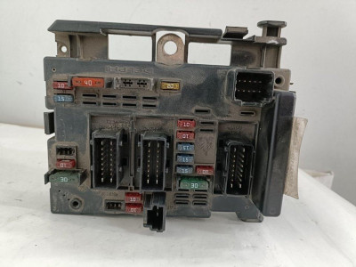 CAJA RELES / FUSIBLES, PEUGEOT, 307 (S1)(04.2001)