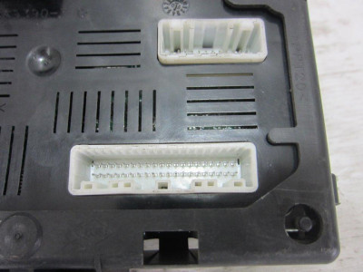 CAJA RELES / FUSIBLES, RENAULT, CLIO III
