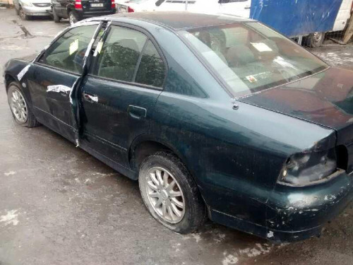  MITSUBISHI GALANT BERLINA (EA0) 