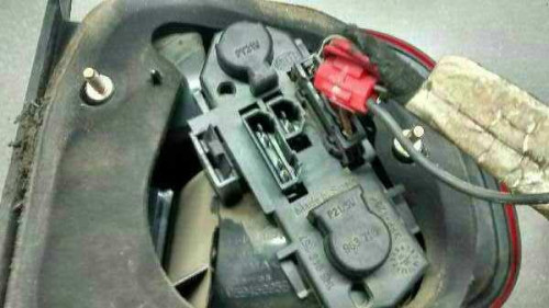  PILOTO TRASERO IZQUIERDO SEAT TOLEDO (1M2) 