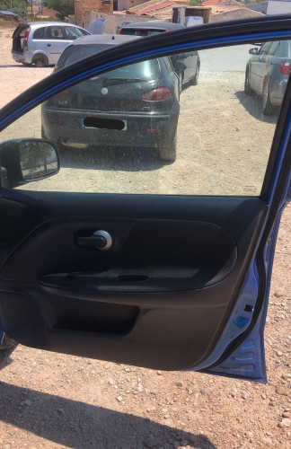 NISSAN NOTE (E11E) — vehículo donante para recambios 