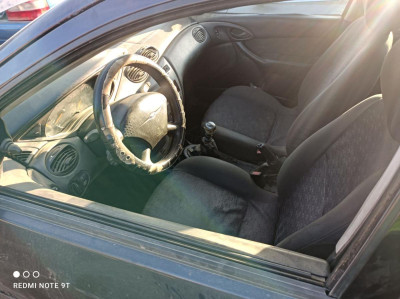 FORD FOCUS BERLINA (CAK)
