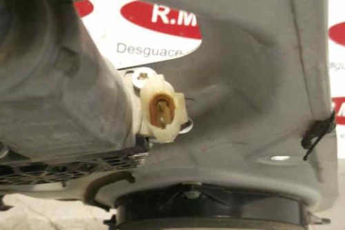 ELEVALUNAS TRASERO IZQUIERDO Kia SPORTAGE 