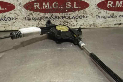 ELEVALUNAS DELANTERO DERECHO MERCEDES-BENZ 