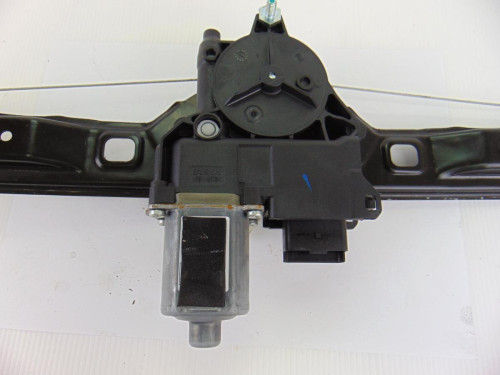 ELEVALUNAS DELANTERO DERECHO used