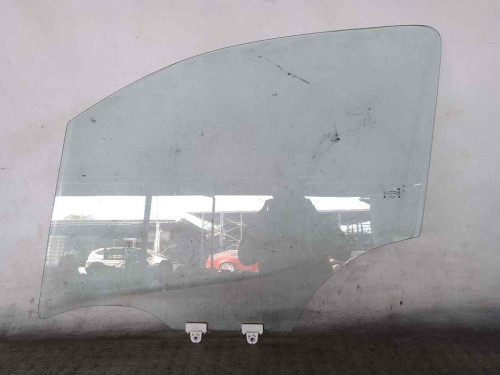 LUNA DELANTERA IZQUIERDA Nissan NV200 /EVALIA (M20/M) 