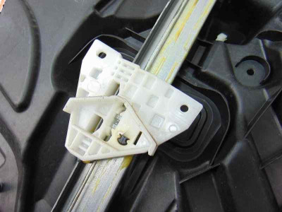 ELEVALUNAS DELANTERO DERECHO, MAZDA, 3 BERLINA (BL)