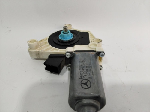 MOTOR ELEVALUNAS DELANTERO IZQUIERDO MERCEDES-BENZ CLASE B (BM 245) 