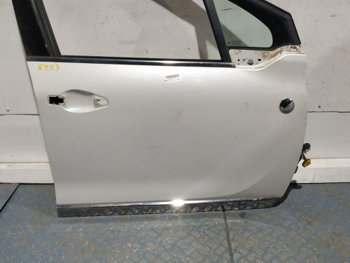  PUERTA DELANTERA DERECHA PEUGEOT 2008 