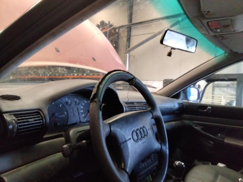 AUDI A4 BERLINA (B5) — автомобиль-донор на запчасти 
