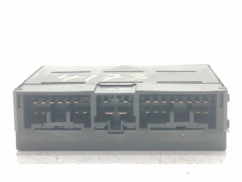  CAJA RELES / FUSIBLES LEXUS IS 250C (GSE20) 