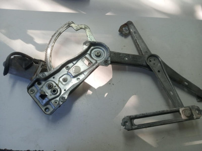 ELEVALUNAS DELANTERO IZQUIERDO, MERCEDES-BENZ, CLASE C (BM 202) BERLINA