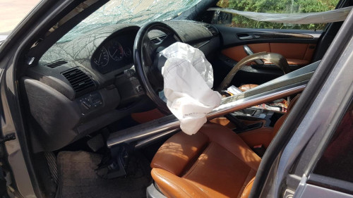 BMW X5 (E53)(2000->) — автомобиль-донор на запчасти 