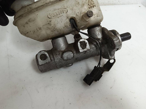 BOMBA FRENO KIA SORENTO (BL) 