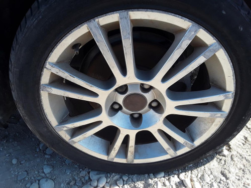 LLANTA CADILLAC BLS 