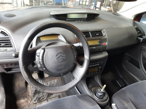 CITROEN C4 BERLINA — vehículo donante para recambios 