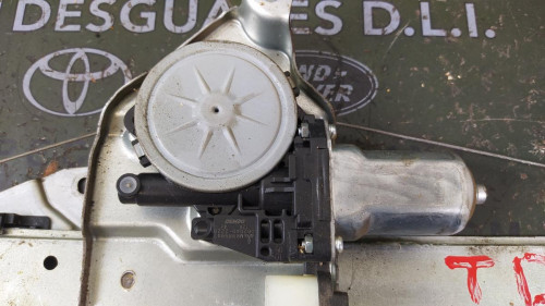 ELEVALUNAS TRASERO DERECHO Mitsubishi MONTERO (V80/V90) 