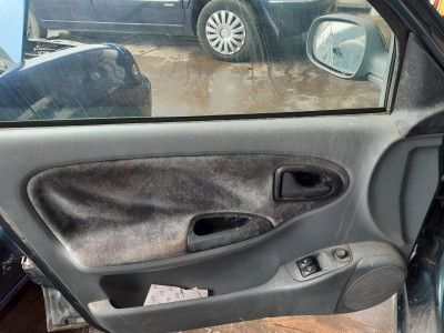 RENAULT MEGANE I CLASSIC (LA0)
