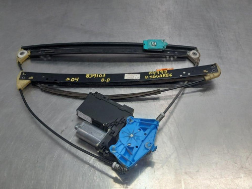  ELEVALUNAS DELANTERO DERECHO VOLKSWAGEN TOUAREG (7LA) 