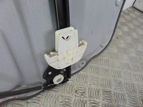  ELEVALUNAS TRASERO IZQUIERDO VOLKSWAGEN TOURAN (1T2) 