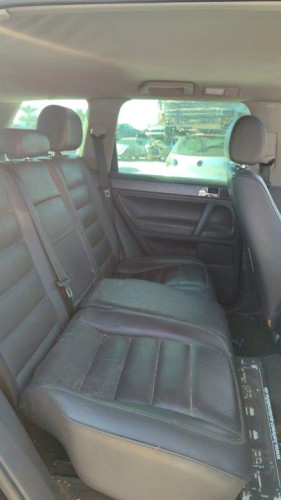  VOLKSWAGEN TOUAREG (7LA) 