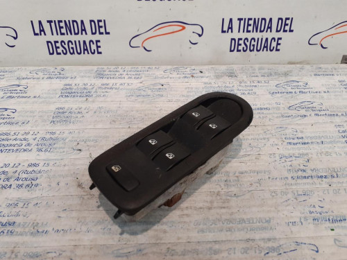  MANDO ELEVALUNAS DELANTERO IZQUIERDO 