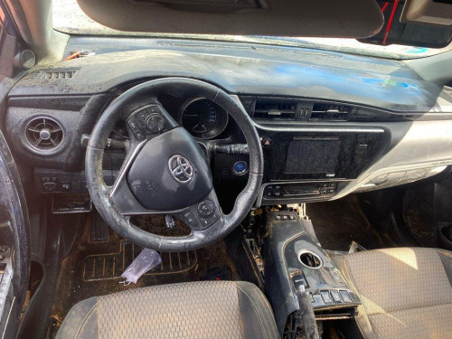  TOYOTA AURIS (E18) 