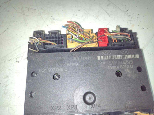  CAJA RELES / FUSIBLES SEAT IBIZA (6L1) 