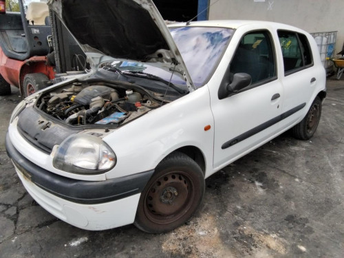 RENAULT CLIO II FASE I (B/CB0) — vehículo donante para recambios 
