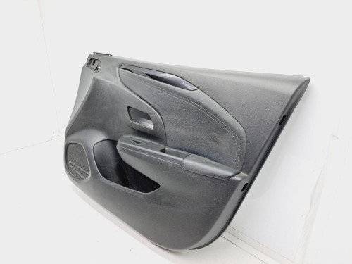 GUARNECIDO PUERTA DELANTERA DERECHA Opel CORSA F 