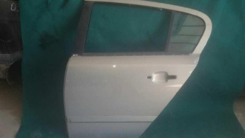 PUERTA TRASERA IZQUIERDA OPEL ASTRA H GTC 