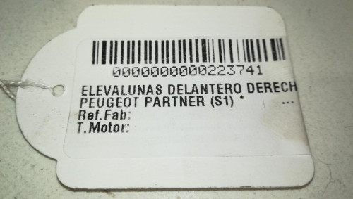  ELEVALUNAS DELANTERO DERECHO 
