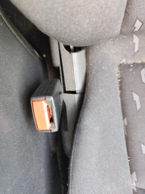 PRETENSOR AIRBAG IZQUIERDO