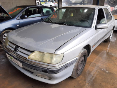 PEUGEOT 605