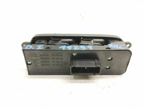 MANDO ELEVALUNAS DELANTERO IZQUIERDO Volvo S40 BERLINA 