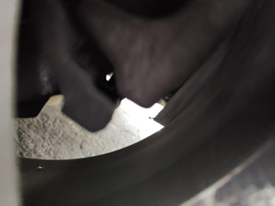 PINZA DE FRENO TRASERA IZQUIERDA