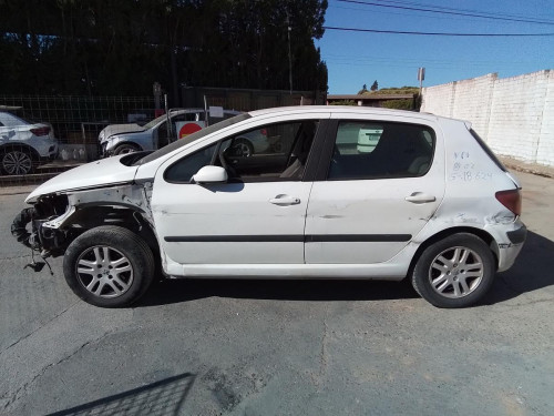 PEUGEOT 307 (S1)(04.2001) — vehículo donante para recambios 