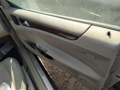  GUARNECIDO PUERTA DELANTERA DERECHA Mercedes-Benz CLK (BM 208) CABRIO 