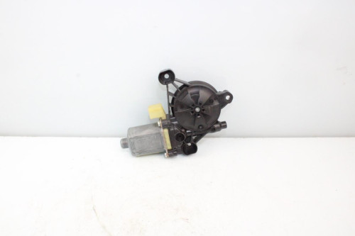 MOTOR ELEVALUNAS DELANTERO DERECHO 