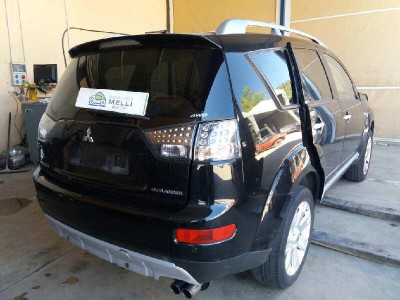 MITSUBISHI OUTLANDER (CW0)