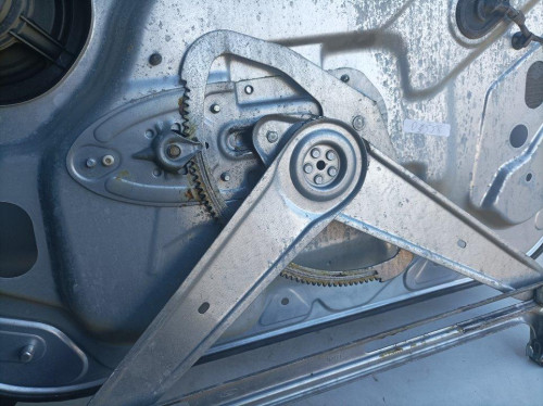 ELEVALUNAS DELANTERO DERECHO FORD 
