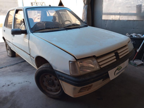  PEUGEOT 205 BERLINA 