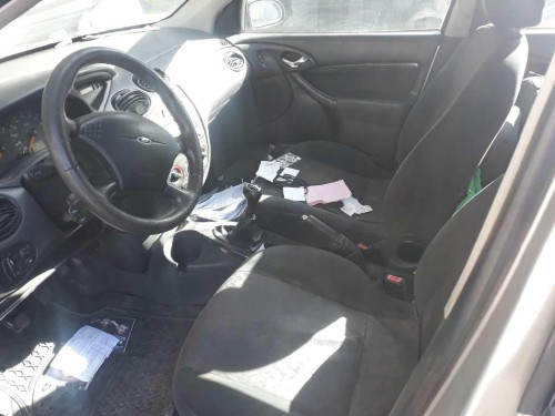  FORD FOCUS BERLINA (CAK) 