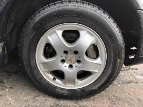  MERCEDES-BENZ CLASE ML (BM 163) 