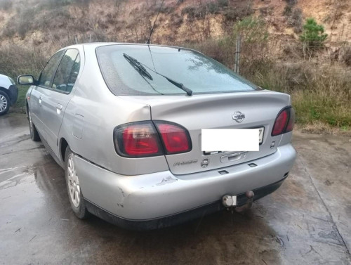 NISSAN PRIMERA BERLINA (P11) — vehículo donante para recambios 