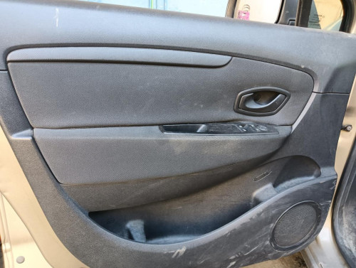 RENAULT SCENIC III (JZ) — автомобиль-донор на запчасти 