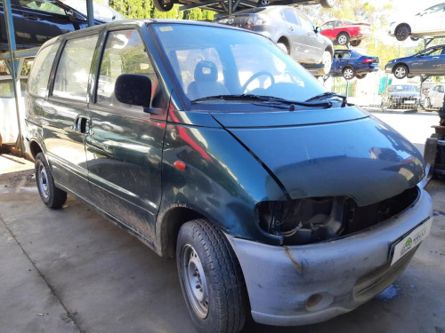 NISSAN VANETTE CARGO — vehículo donante para recambios 